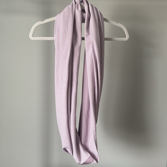 Lululemon Vinyasa Scarf *Rulu - Tonka Stripe Antoinette White (Lavender) - Picture 6 of 10